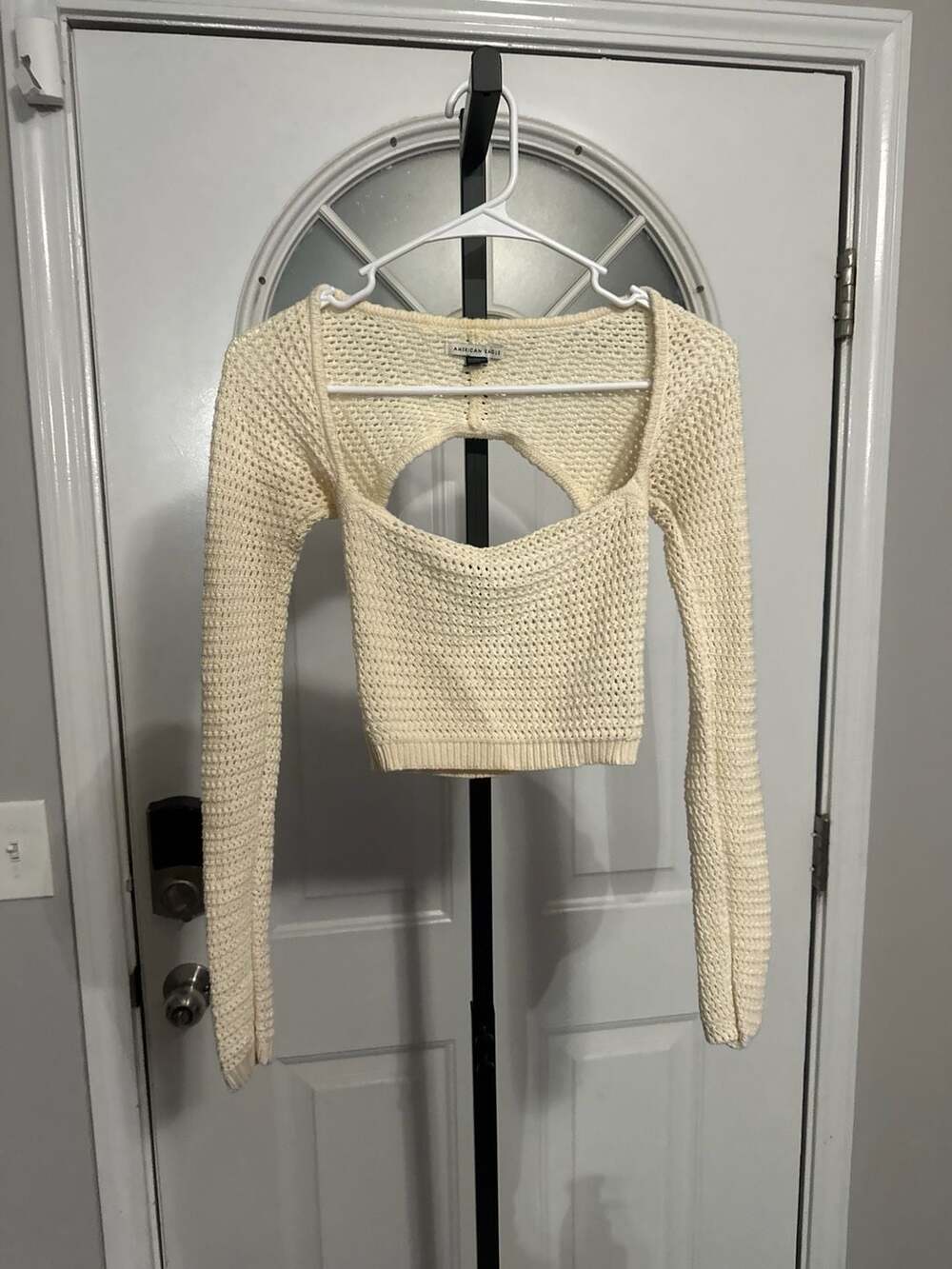 American Eagle XS Cream Open-Knit Cutout Long Sleeve Crop Top #386